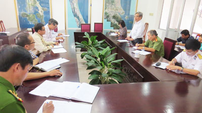 Đồng chí Lê Xuân Thân phát biểu tại buổi làm việc.