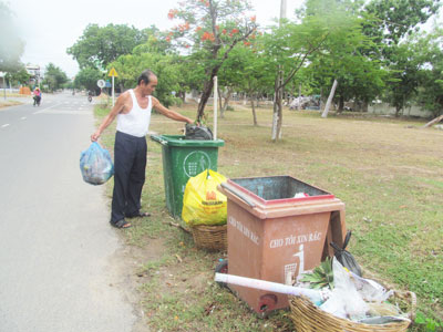 Người dân Cam Lộc đã có ý thức hơn trong việc giữ gìn vệ sinh môi trường.