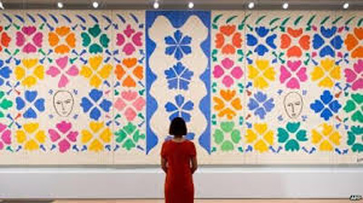 Triển lãm tranh cắt giấy của Henri Matisse thành công vang dội
