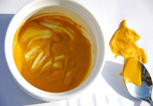 Loại bỏ lông mặt đơn giản tại nhà