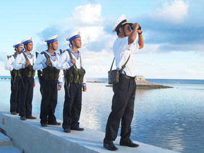 Tuần tra tại đảo Sơn Ca.