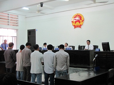 Các bị cáo tại tòa.