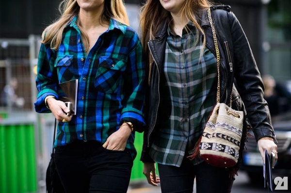 Tự tin diện trang phục kẻ caro