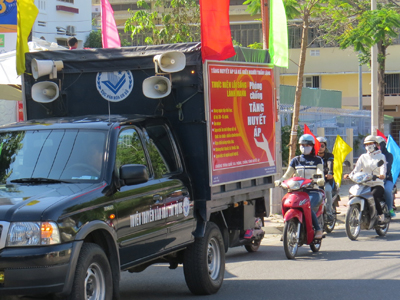 Diễu hành hưởng ứng ngày Tim mạch thế giới