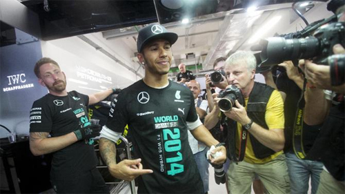 Hamilton dành tặng chiến thắng GP Nga cho Jules Bianchi