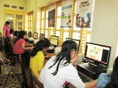 Phối hợp cung cấp nội dung trên Internet cho nông dân Khánh Hòa