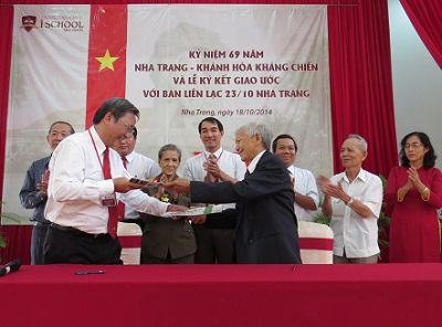 Trường iSchool Nha Trang ký kết giao ước với Ban Liên lạc 23-10 Nha Trang