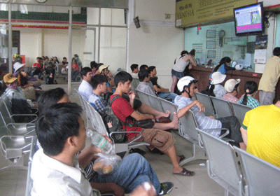 Ga Nha Trang mở bán vé Tết Ất Mùi từ 1-12