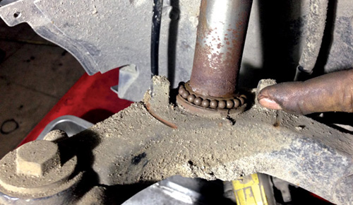 Cảnh giác với hư hỏng cổ phuộc xe máy