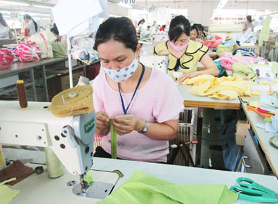 May mặc xuất khẩu giữ đà tăng trưởng