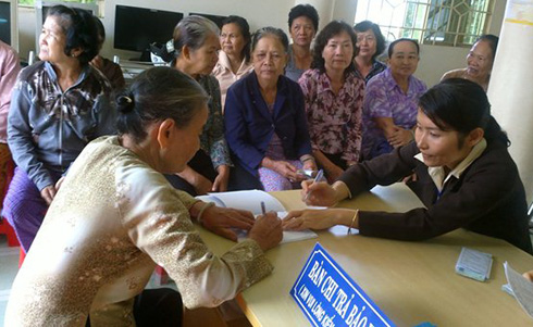 Tăng lương cơ bản: Cần có sự hỗ trợ, bù đắp với nhóm yếu thế