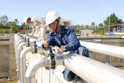 Bảo vệ môi trường nguồn nước mặt