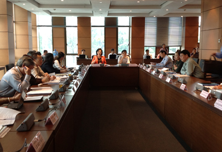 Quốc hội thảo luận tại tổ về hai Dự án Luật ngân sách nhà nước (sửa đổi) và Luật kiểm toán nhà nước (sửa đổi) chiều 29/10. Ảnh: Đỗ Thoa