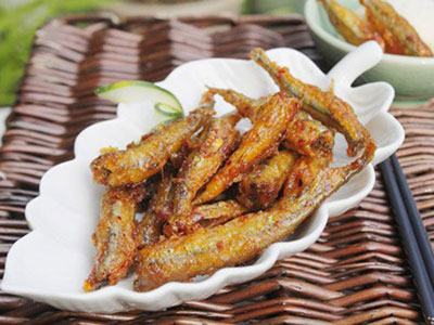 Cá cơm chiên tỏi ớt