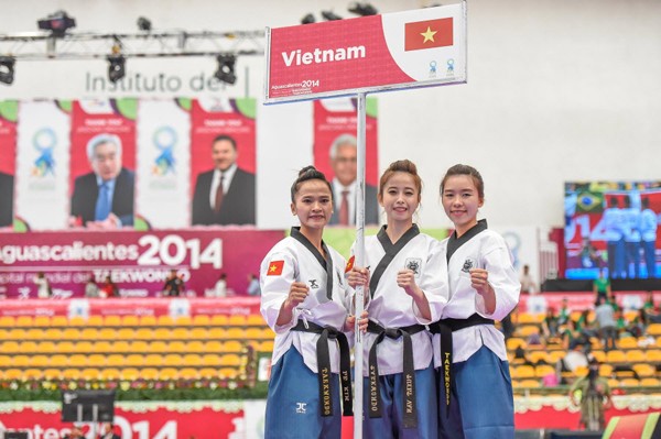 Hot girl Châu Tuyết Vân lần thứ 4 vô địch thế giới