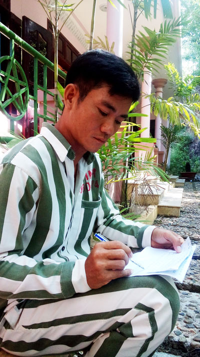 Phạm nhân Minh viết thư “Gửi lời xin lỗi” đến gia đình nạn nhân. 