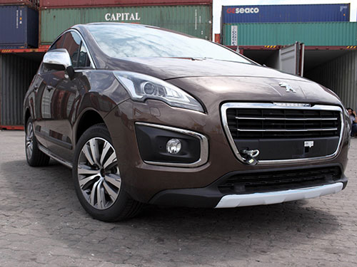 Dồn dập tung xe mới