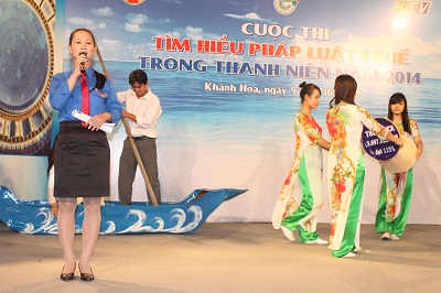 Phần thi chào hỏi của Thị đoàn Ninh Hòa