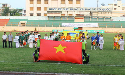 6 đội bóng sẽ thi đấu từng vòng theo thể thức dạng V-League.