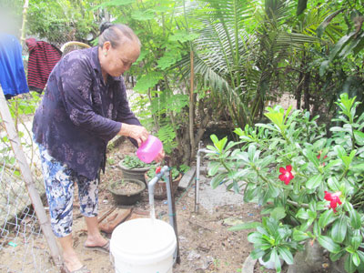  Người dân thôn Ngọc Diêm không còn phải đi mua nước về dùng.