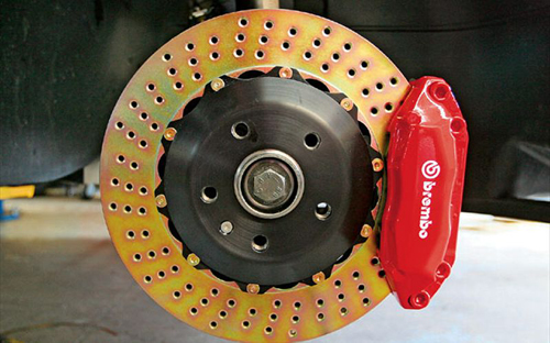 5 dấu hiệu cho biết phanh xe có vấn đề