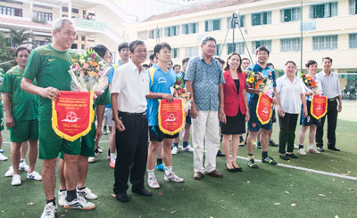 Khối các trường THPT phía Nam giành giải nhất