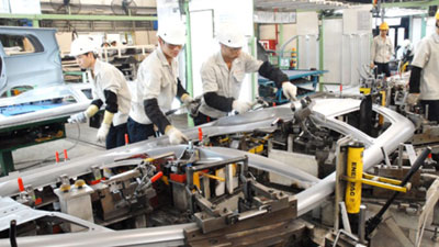 Tăng trưởng kinh tế 2015 sẽ cao hơn 2014