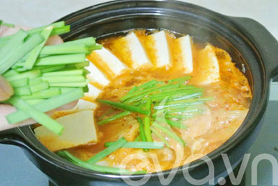 Canh kim chi đậu phụ ngon, hấp dẫn