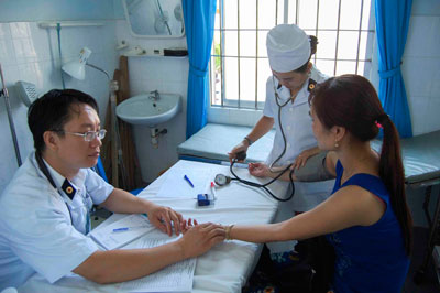 70,000 residents benefit from People's army social healthcare campaign