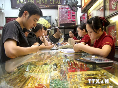 Giá vàng SJC giảm 400.000 đồng mỗi lượng so với ngày đầu tuần