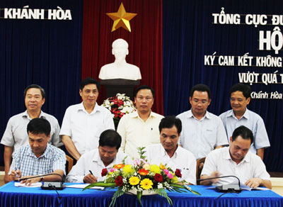  Các doanh nghiệp thực hiện việc ký cam kết.