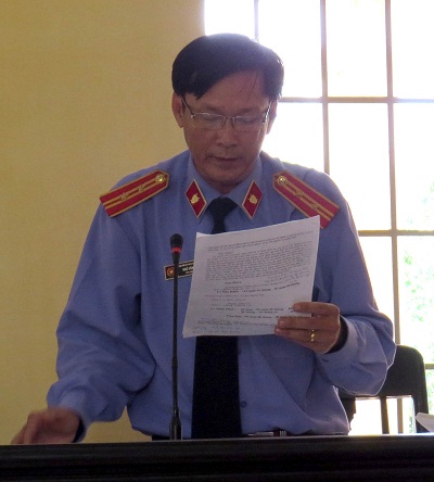 Đề nghị tuyên phạt các bị cáo từ 6 tháng tù treo đến 6 năm 3 tháng tù giam