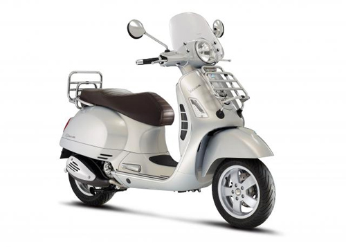 Vespa GTS phiên bản Touring 2015