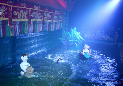 Màn múa “Đánh bắt cá”.