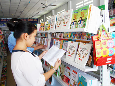 Sách cũng là một trong những món quà được lựa chọn cho ngày 20-11.