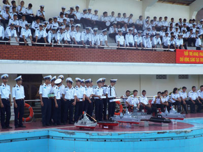 Thi sáng tạo mô hình tàu chiến đấu