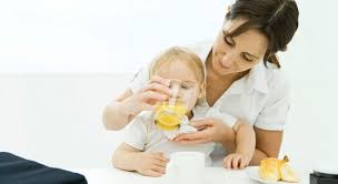 Những thực phẩm không nên cho trẻ ăn vào mùa đông