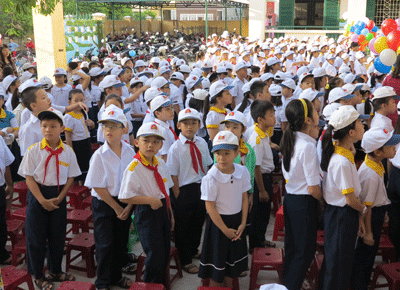 Mở vòng thi cấp trường Olympic tiếng Anh