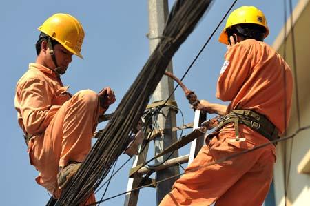 Đề xuất tăng giá truyền tải điện