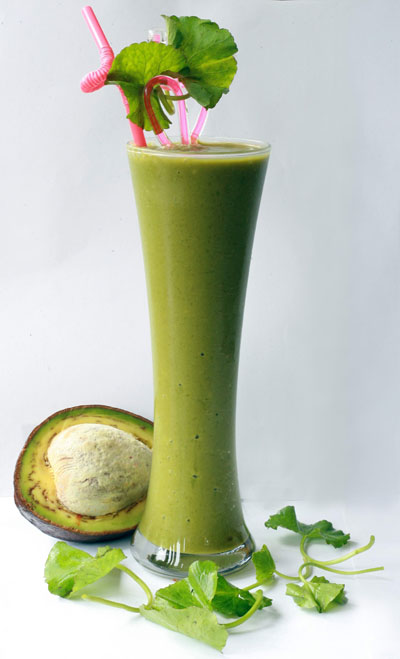 Làm đẹp da từ rau má