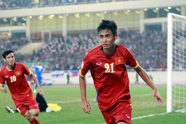 Bàn thắng của Vũ Minh Tuấn đến đúng vào thời điểm quan trọng đánh gục ý chí của Philippines. Ảnh: Lâm Thỏa.