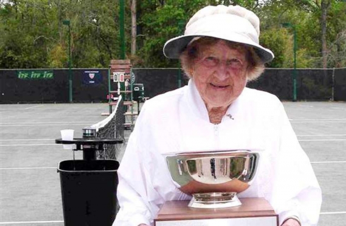Kỷ lục gia của tennis Mỹ qua đời