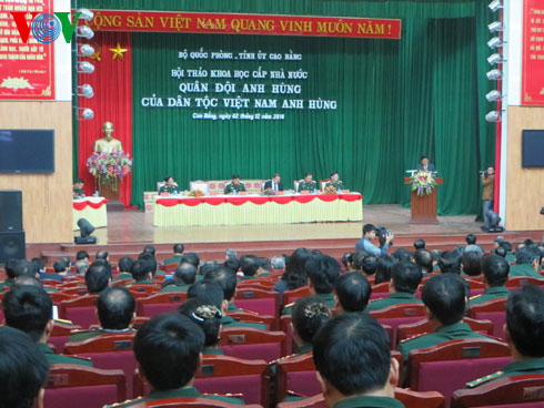 Hội thảo "Quân đội Anh hùng của dân tộc Việt Nam anh hùng"