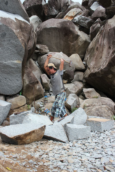 Tình trạng khai thác khoáng sản trái phép ở Ninh Hòa: Đã được kiểm soát