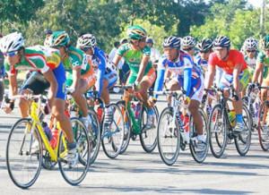 Trans-Vietnam bicycle race 2014 kicks off