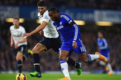 Vắng Diego Costa, Chelsea vẫn có Didier Drogba tỏa sáng.