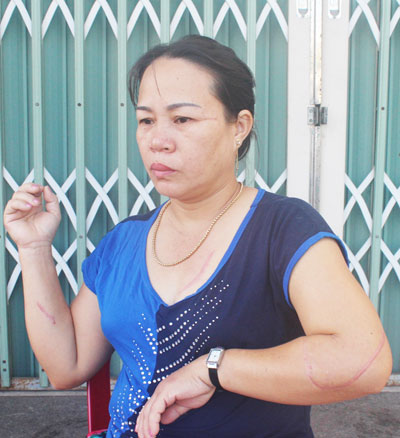 Đến nay Bà Nhụy vẫn còn lo sợ vì bị hăm dọa.