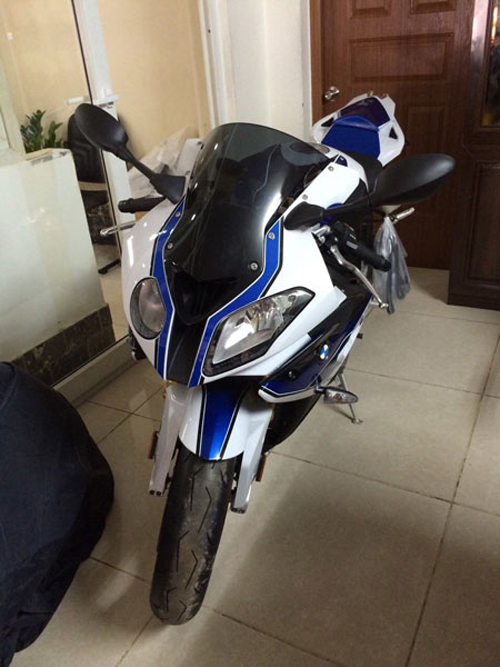 Cận cảnh siêu môtô BMW HP4 2014 mới về Việt Nam