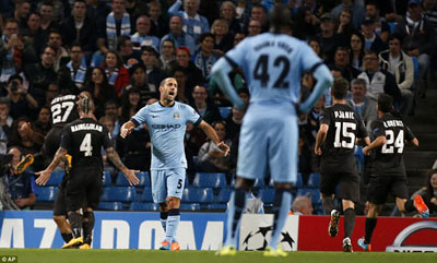 MC đang lo lắng trước “trận đấu sinh tử” với AS Roma khi mà không có được lực lượng mạnh nhất.