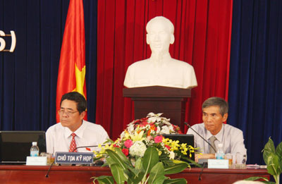 Chủ tọa kỳ họp